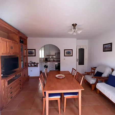 Apartment Con Piscina En Costa, Malaga